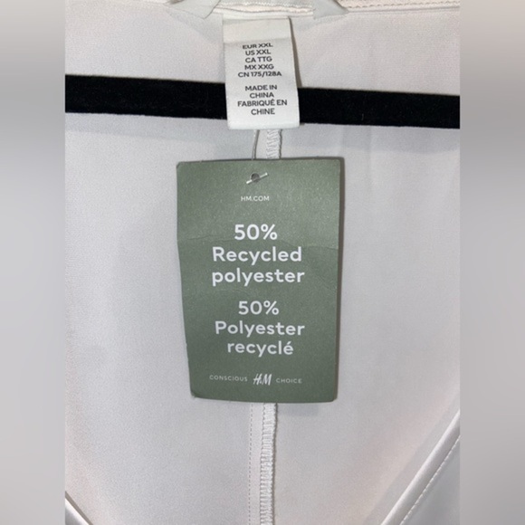 Women’s H&M long sleeved gathered front silky white top size XXL NWT‎ - Picture 4 of 10